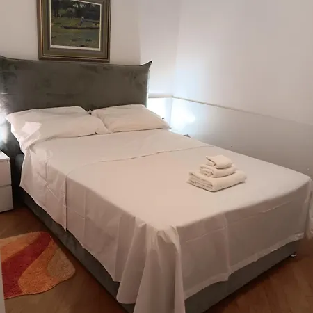 Apartman Nutifafa * Pula